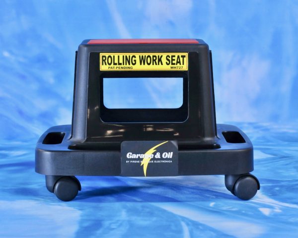 Chair for mechanic with wheels, ideal height for workshop and warehouse.